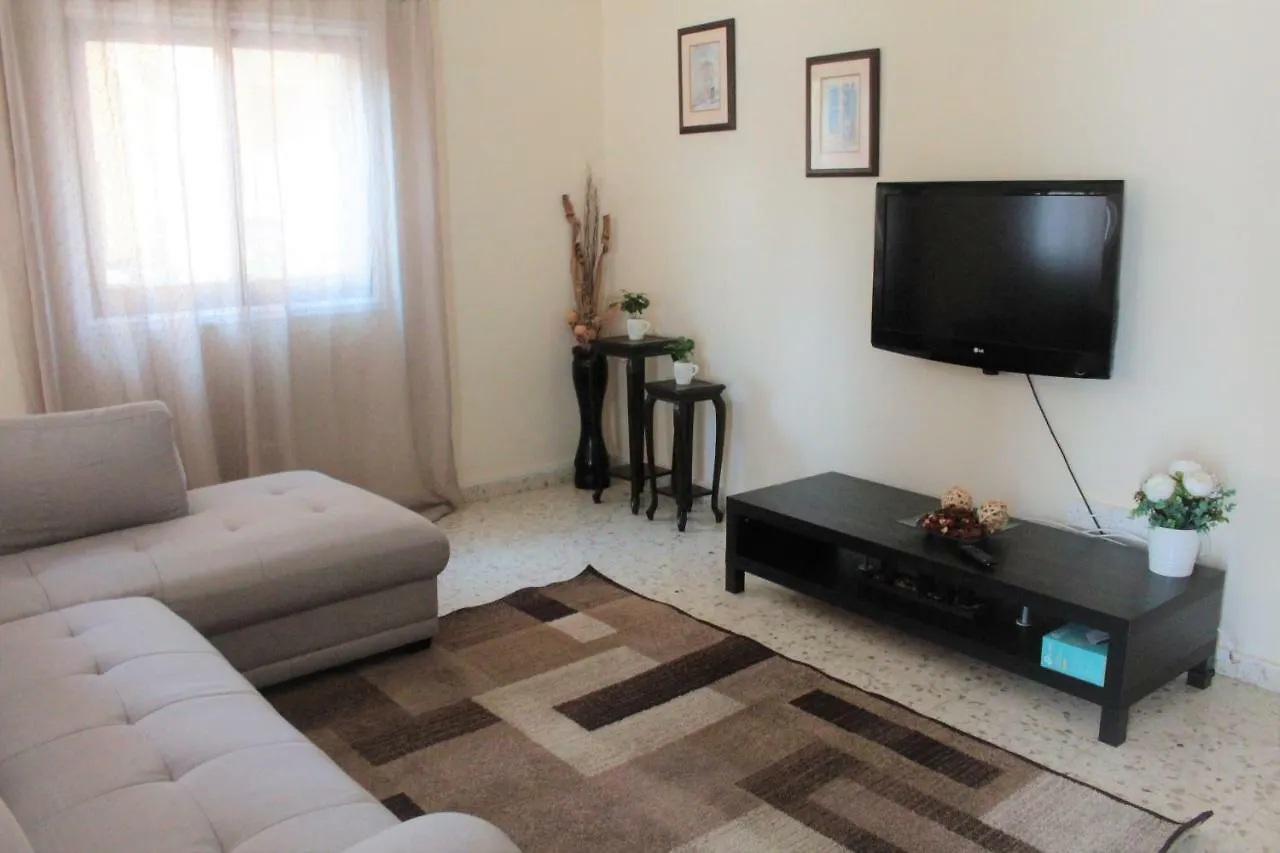 Pensjonat Salt Lake Town House Larnaca Cypr
